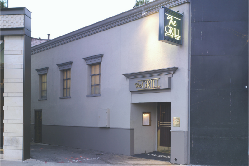 2717_The-Grill-on-the-Alley-Beverly-Hills-CA-Alley-DiRoNA-Awarded-Restaurant.png