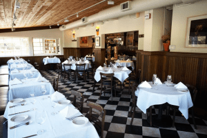 Mustards Grill in Napa, CA Dining Room DiRoNA Awarded Restaurant