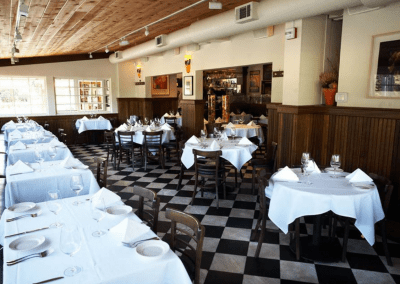 Mustards Grill in Napa, CA Dining Room DiRoNA Awarded Restaurant