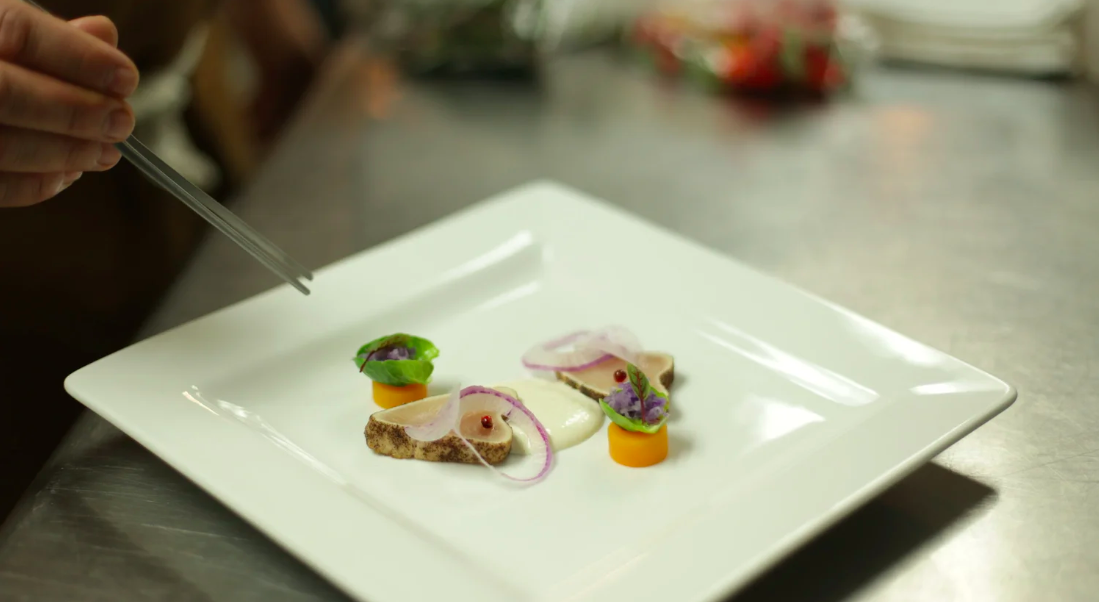 DiRoNA Awarded Restaurant Distinguished Restaurants of North America Little Louis' Fine Cuisine feature 1